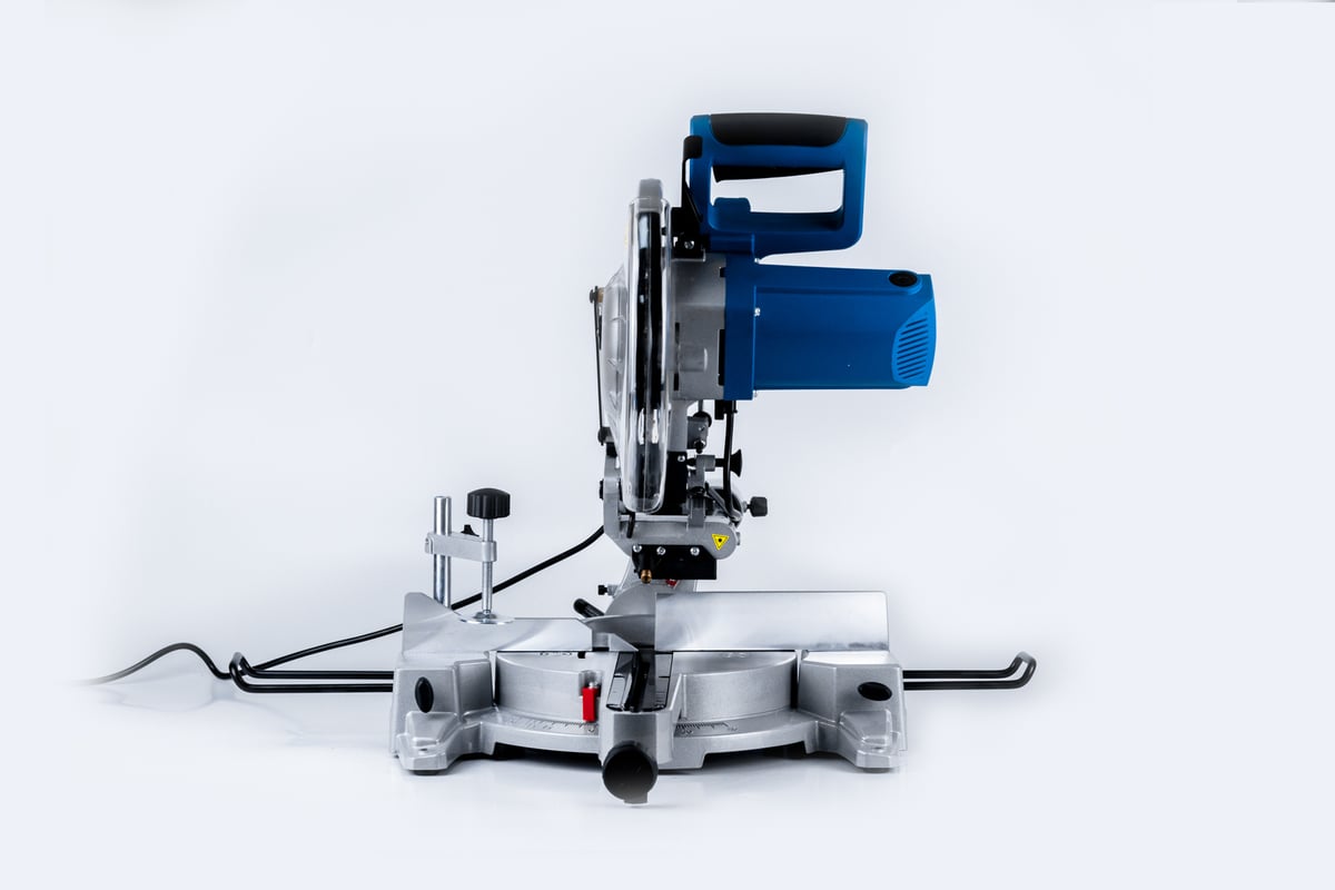 Торцовочная пила WorkMaster ПТ-2200/255В