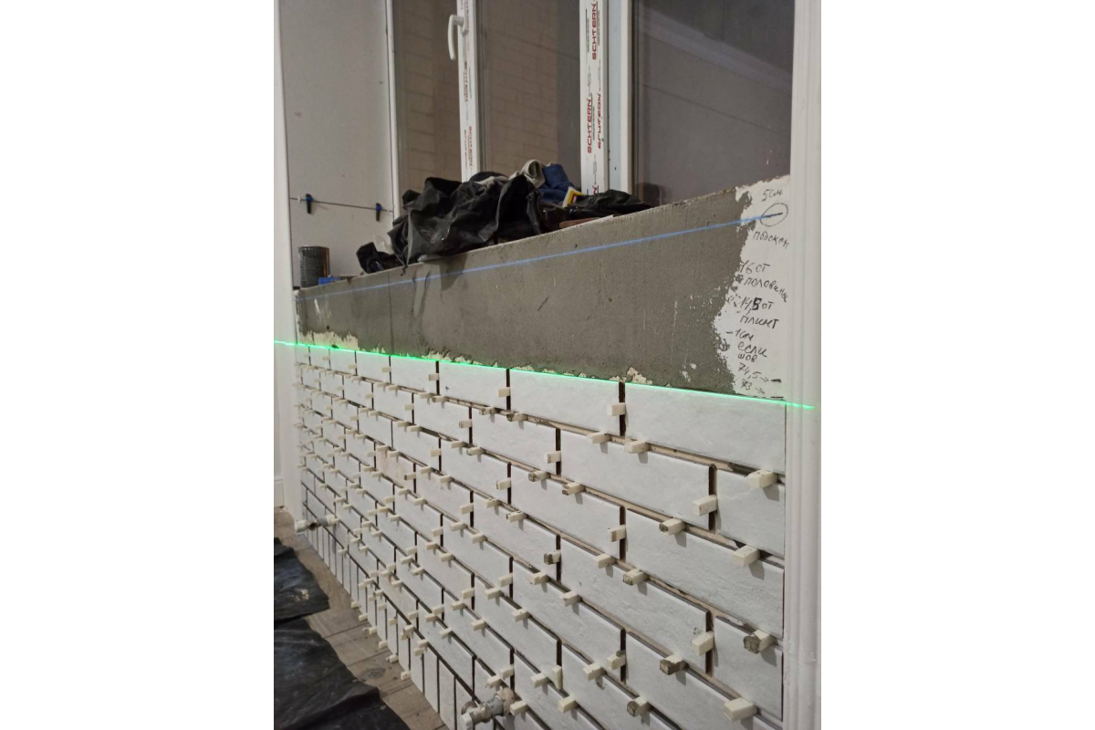 Лазерный самовыравнивающийся профессиональный уровень Deko LL12-HVR SET 2 065-0105