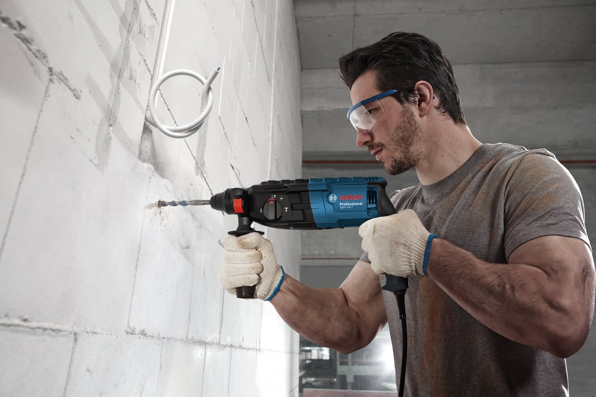 Перфоратор Bosch GBH 240 F 0.611.273.000