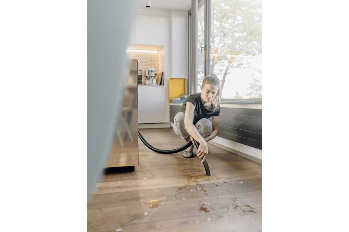 Хозяйственный пылесос Karcher WD 3 P V-17/4/20 Workshop 1.628-175.0