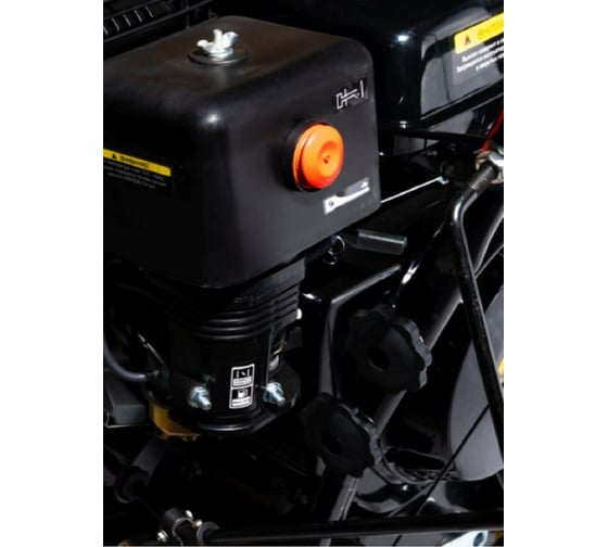 Снегоуборщик Huter SGC 8100 70/7/3