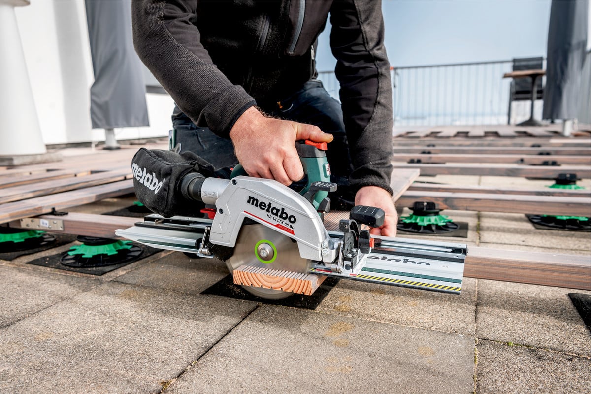 Аккумуляторная дисковая пила Metabo KS 18 LTX 66 BL 611866660