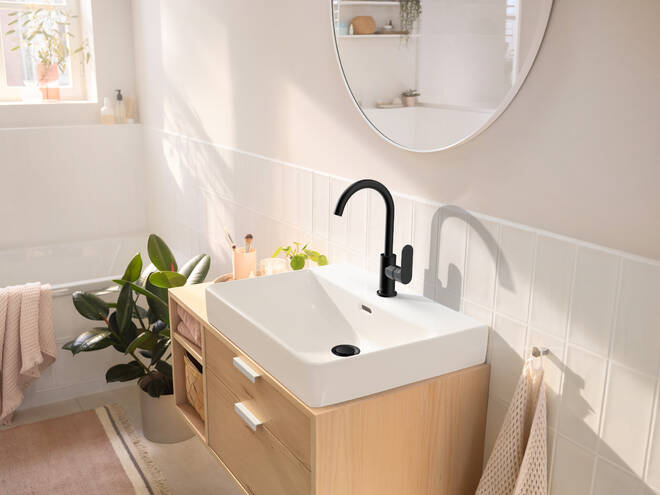 Смеситель для раковины Hansgrohe Rebris S 72536670 матовый черный