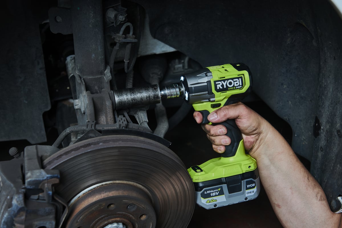 Ударный бесщеточный гайковерт Ryobi 18В RIW18C-0 5133005898