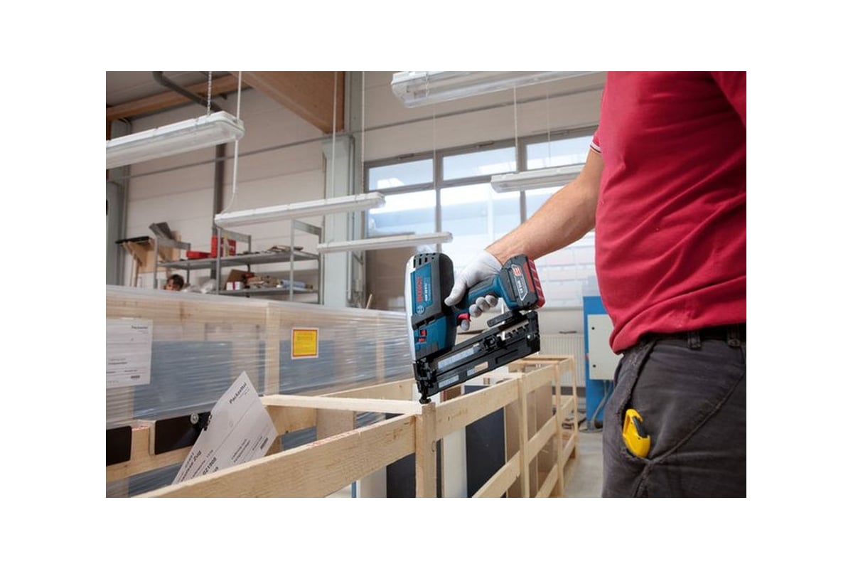 Аккумуляторный гвоздезабиватель Bosch GSK 18 V-LI 0.601.480.301