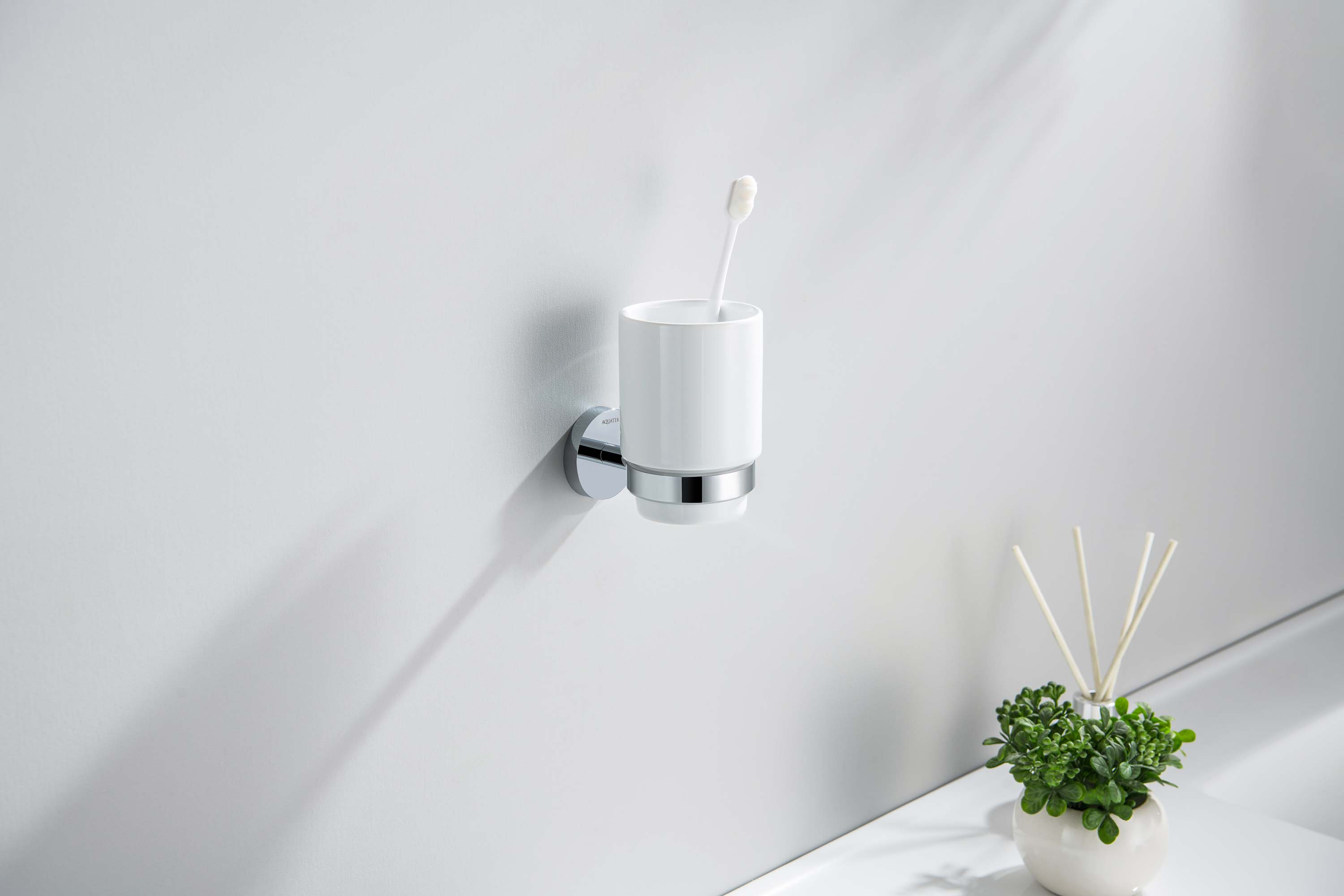 Держатель для стакана Aquatek Бетта AQ4604CR хром