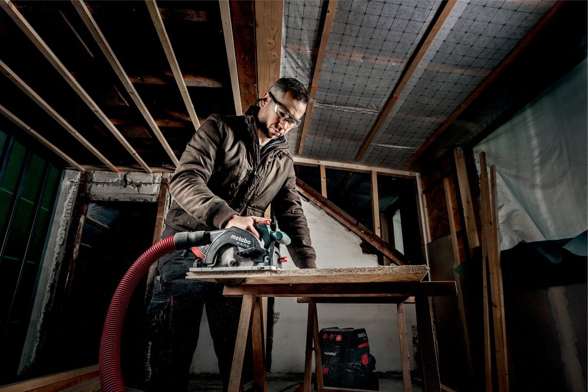 Аккумуляторная дисковая пила Metabo KS 18 LTX 57 601857700