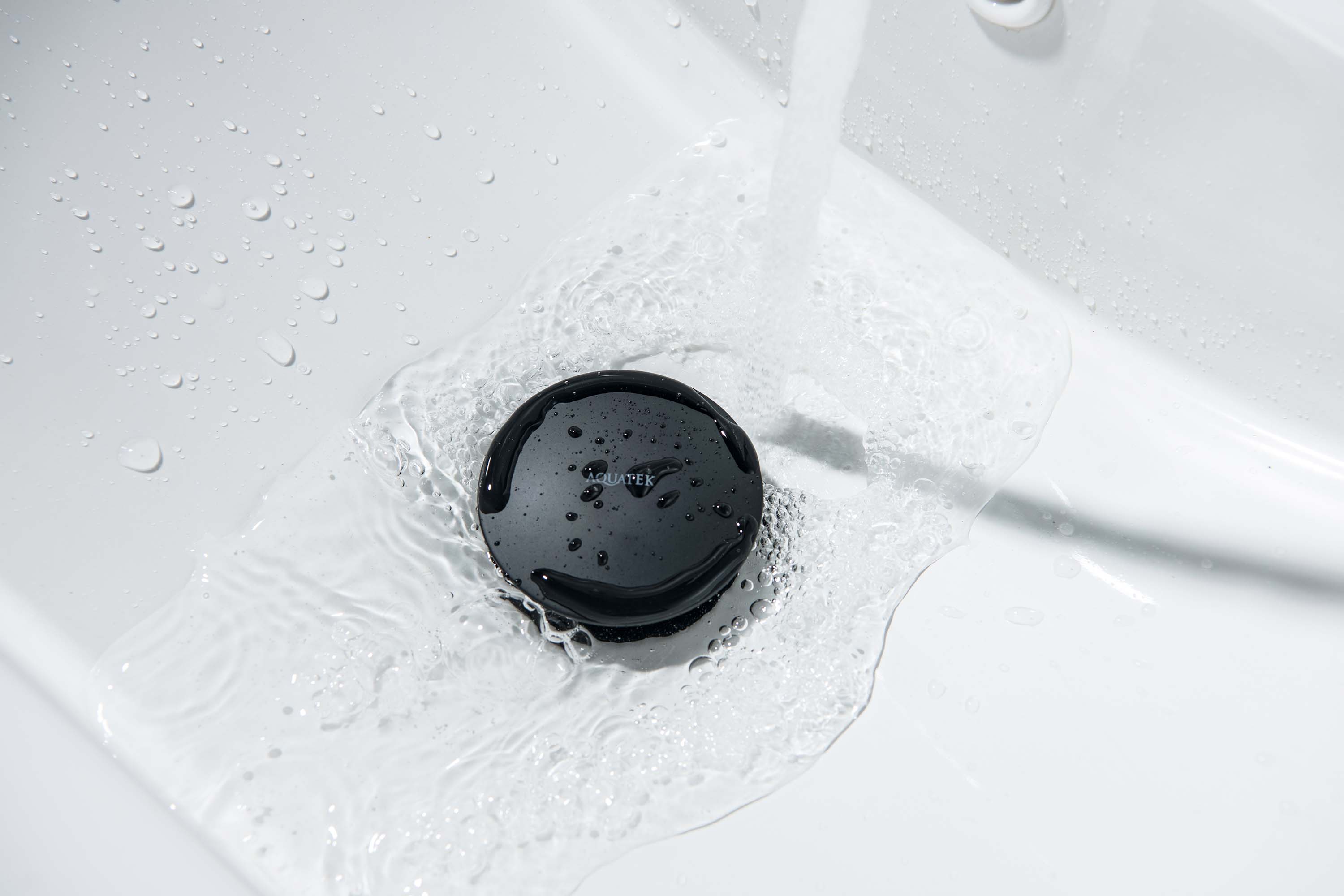Донный клапан Aquatek AQ6002MB с переливом, Push-open, черный матовый
