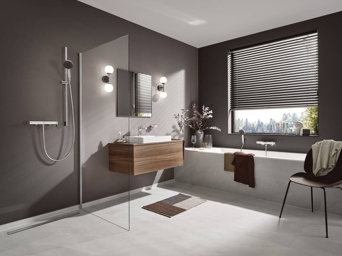 Смеситель для раковины Hansgrohe Vivenis 110 75020000 с донным клапаном, хром