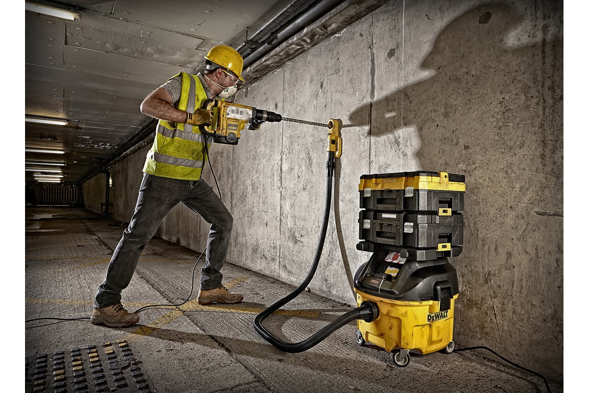 Пылесос DeWalt DWV 901 L
