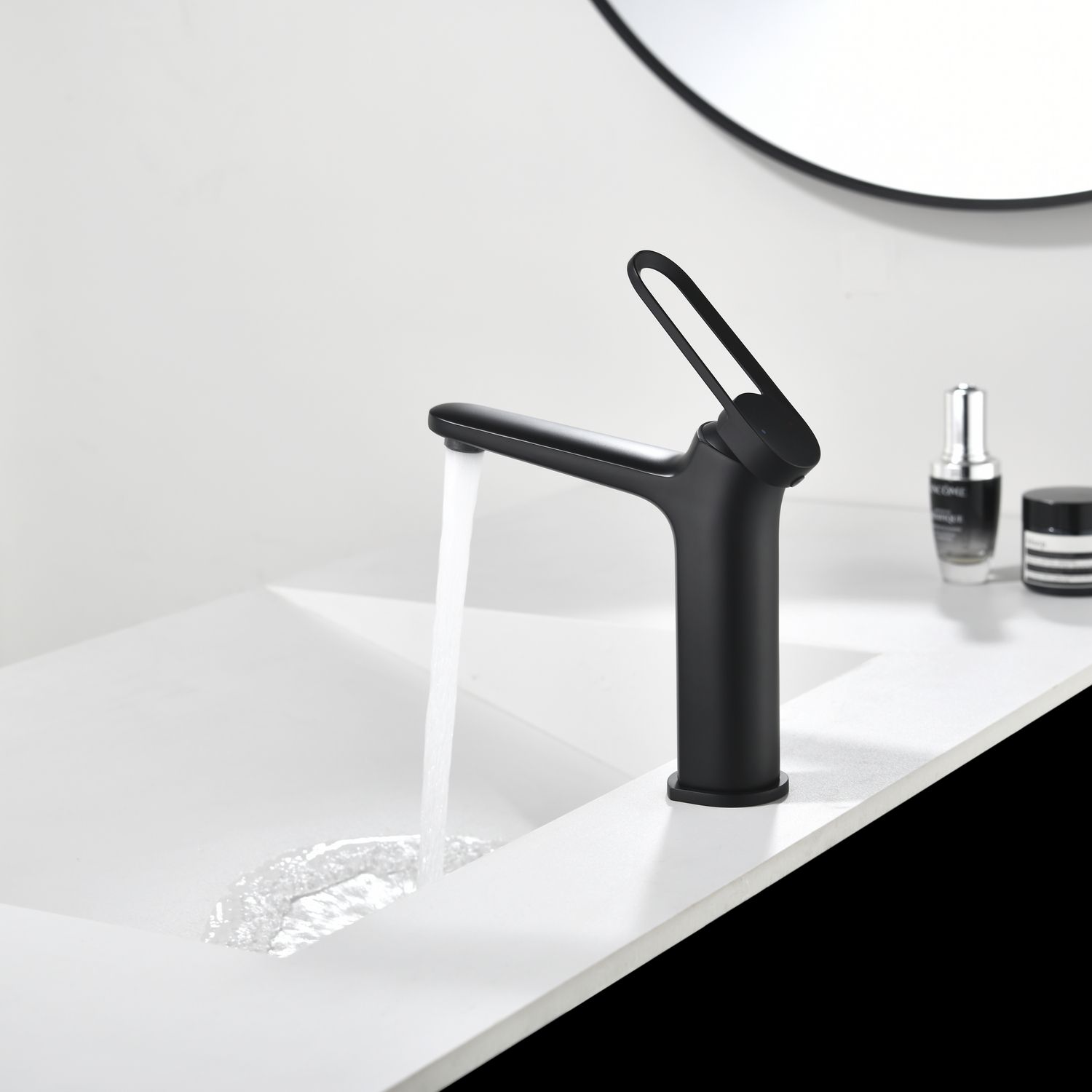 Смеситель для раковины Black&White Gravity GF-7109-MB черный матовый