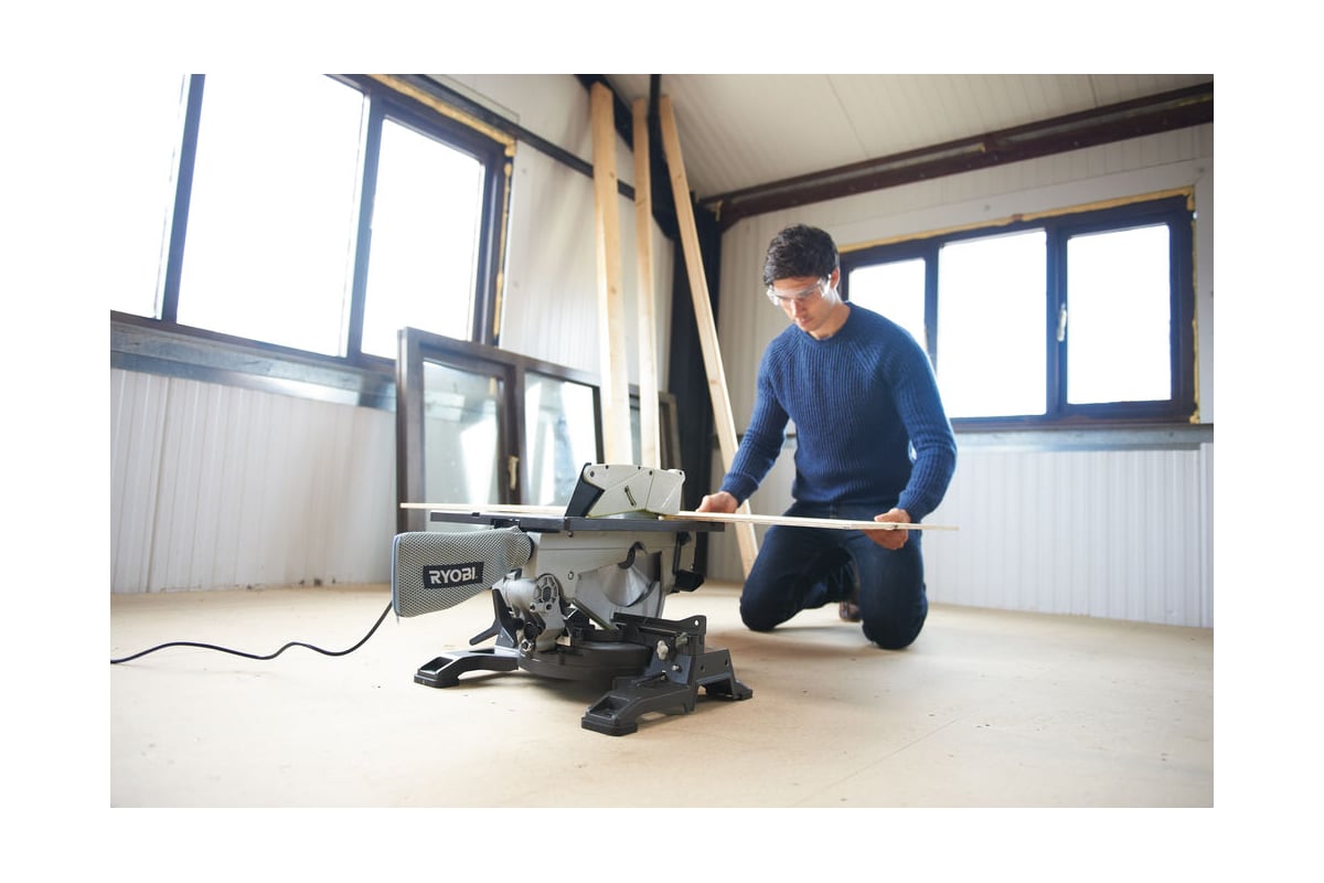 Комбинированная торцовочная пила Ryobi RTMS1800G 1800 Вт 5133002152
