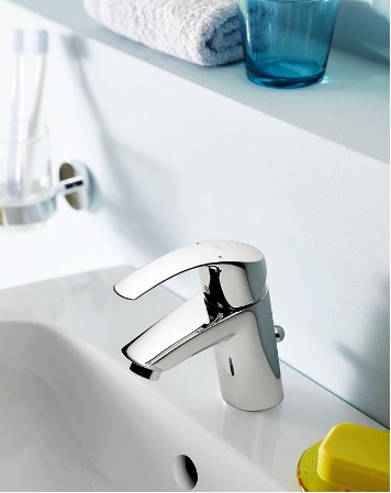 Смеситель для раковины Grohe Eurosmart 2015 33188002