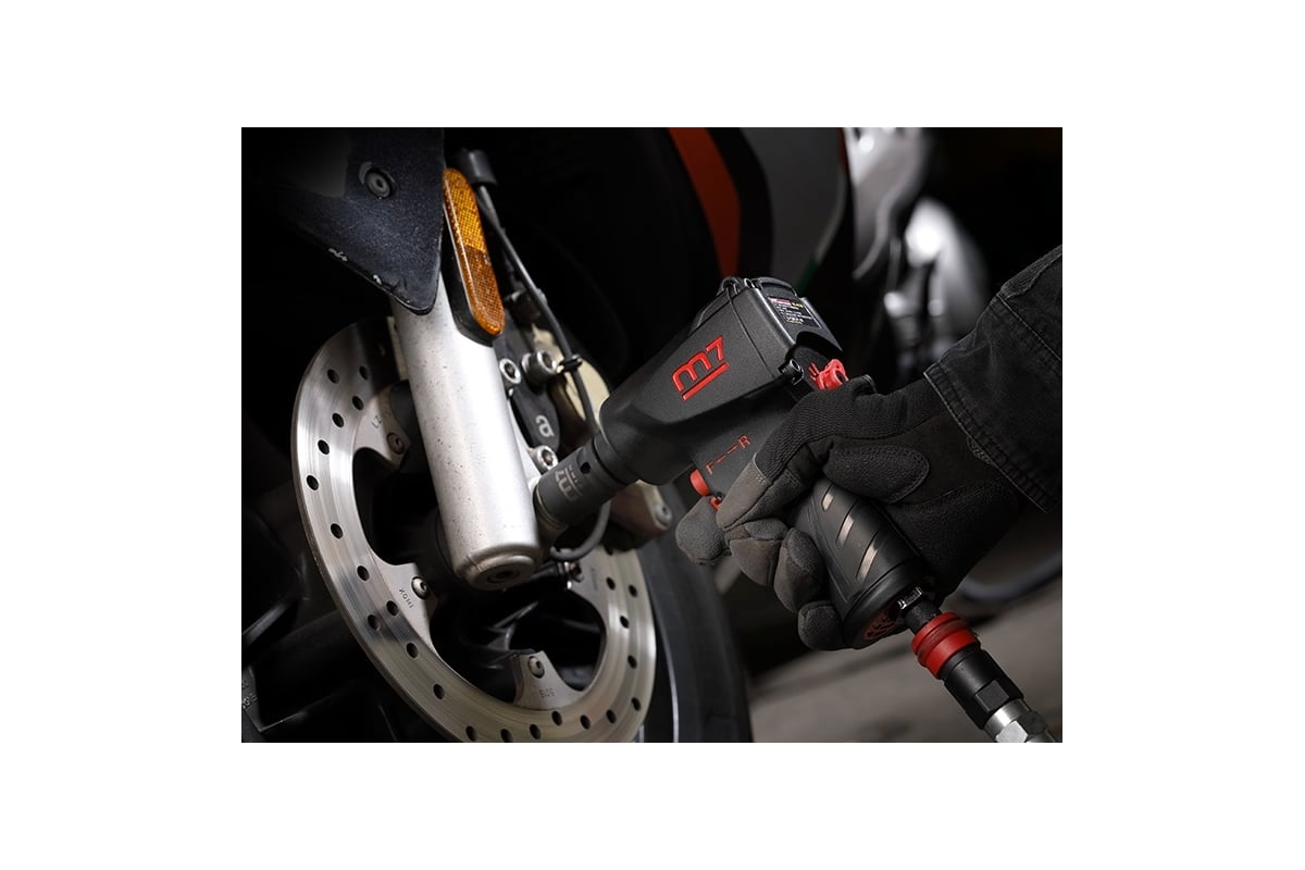 Пневматический ударный гайковерт Mighty Seven 1/2", 746 Нм NC-4130