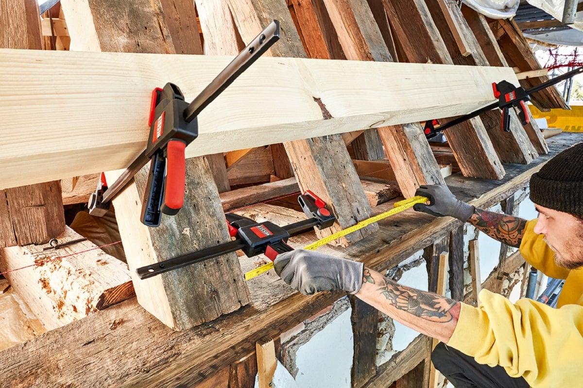 Струбцина пистолетного типа BESSEY 2.7 кН, 600 x 90 мм, распор 195-790 мм BE-EZXL60-9