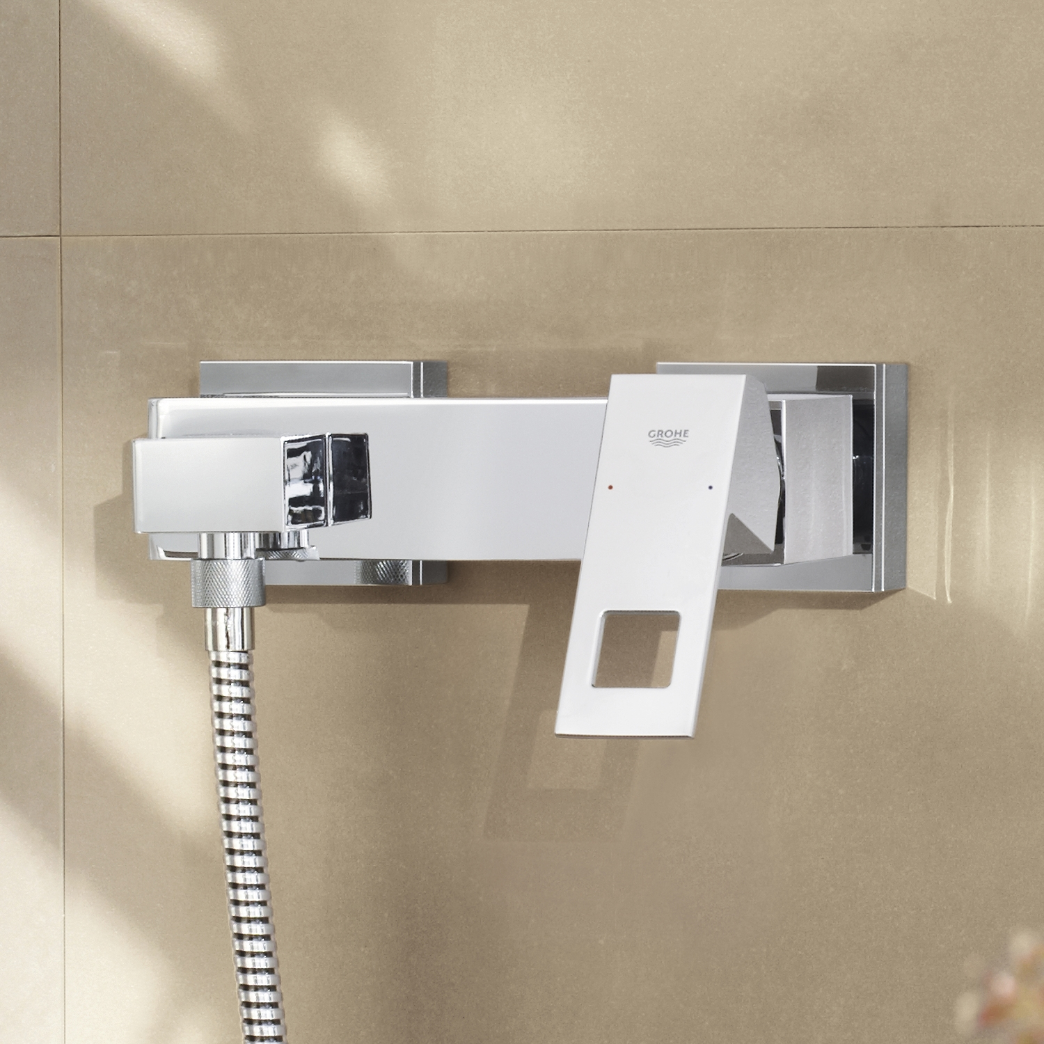 Смеситель для ванны Grohe Eurocube 23140000