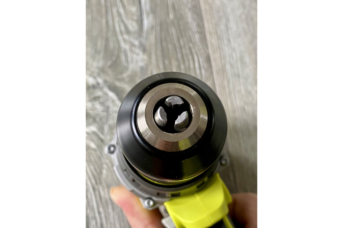 Бесщеточная ударная дрель-шуруповерт Ryobi ONE+ R18PD7-220B 5133004295