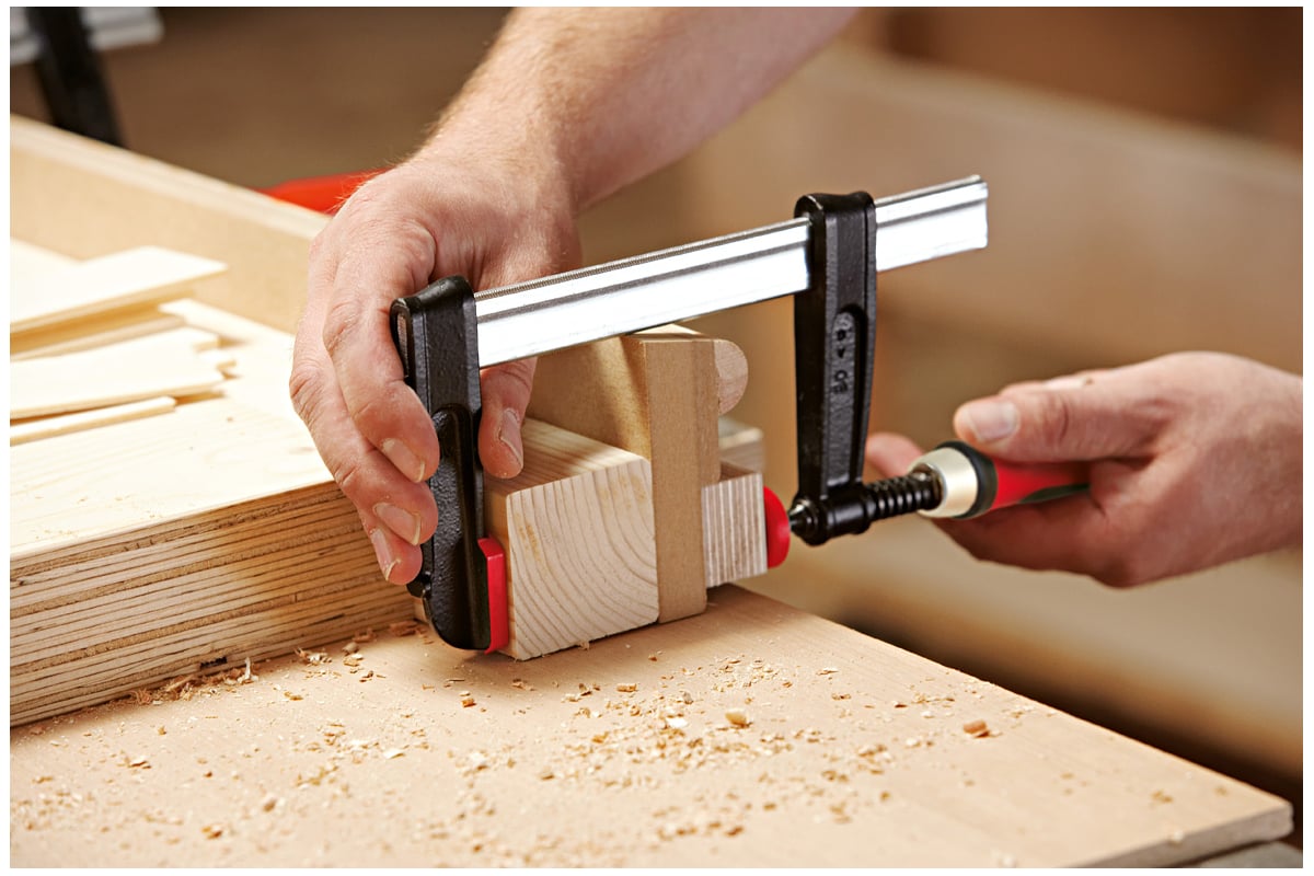 Струбцина 300/100 BESSEY BE-TPN30S10BE