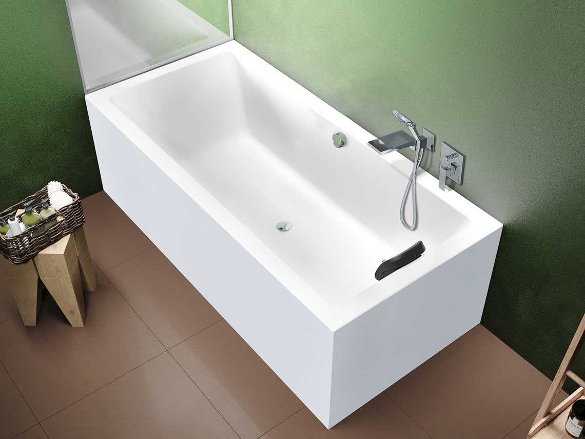 Акриловая ванна Riho Lugo Plug&Play 180x80 см L/R с монолитной панелью