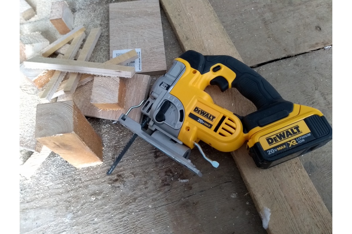 DeWalt 18.0 XR DCS331N