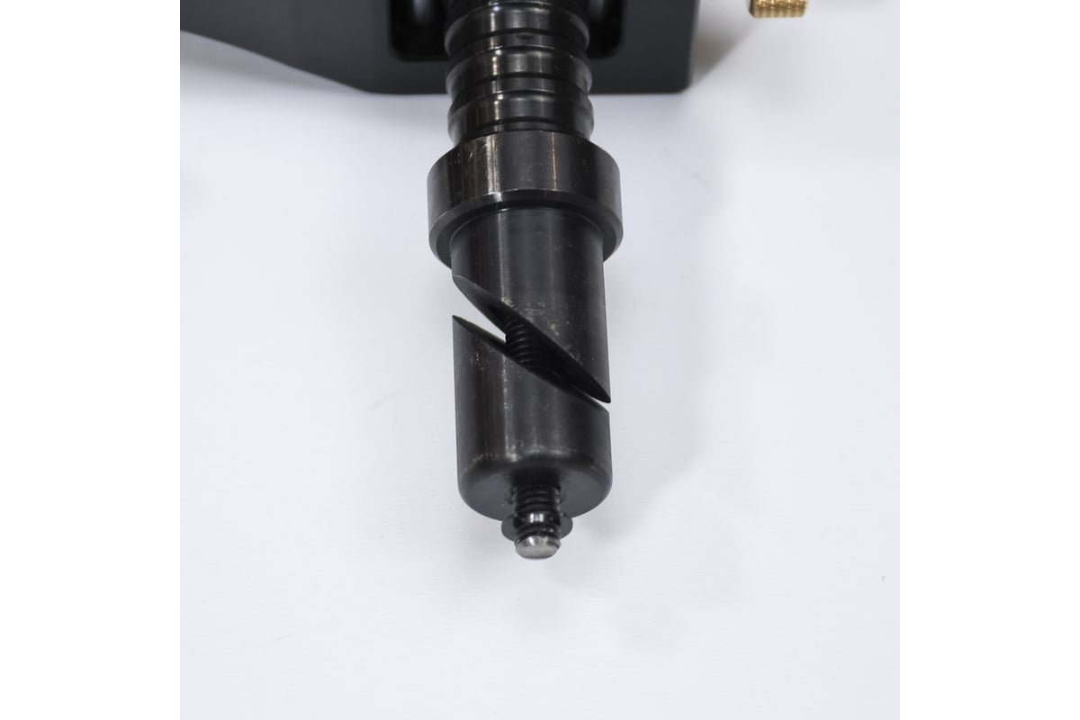 Прижим верстачный Hongdui surface clamp М00021351
