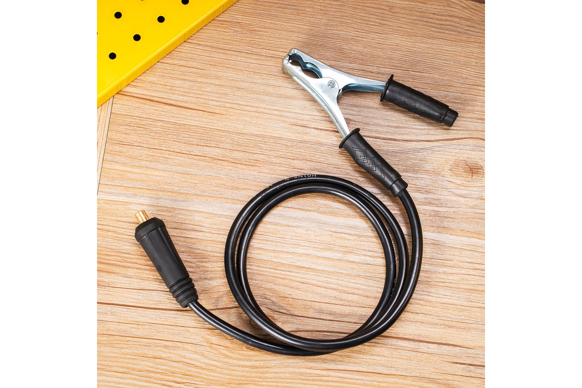 Инверторный сварочный аппарат Deli DL-ZX7-120-E1 120A 103014