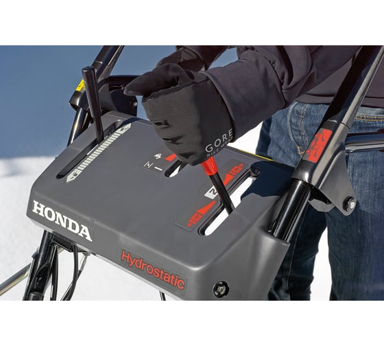 Бензиновый снегоуборщик Honda HSS 760A ETD