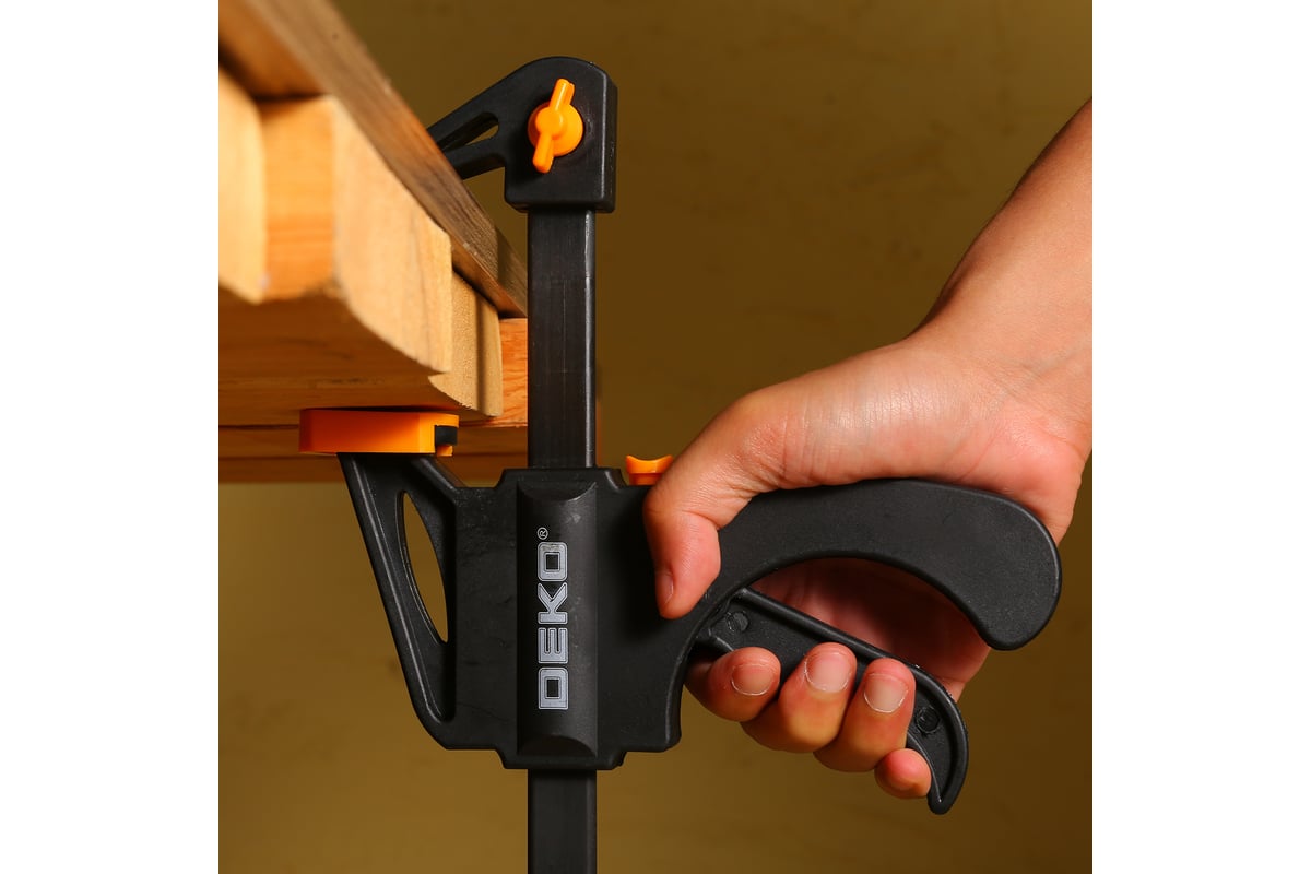 Быстрозажимная струбцина Deko CL01 200 мм 065-0554