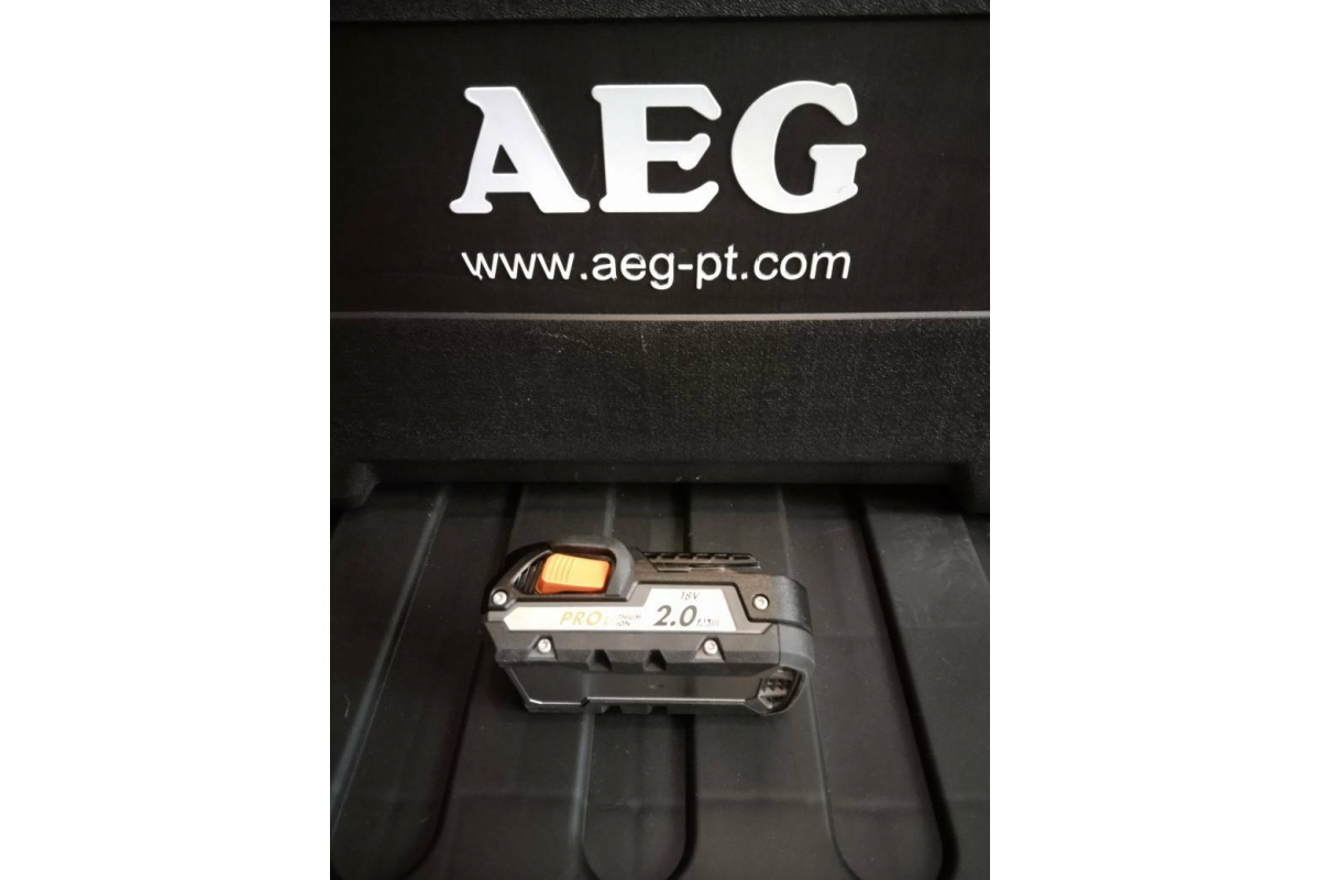Аккумулятор L1820S (18 В; 2 A*ч; Li-ion) AEG 4935472275