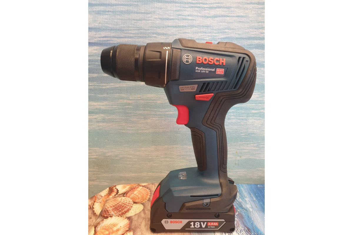 Аккумуляторный шуруповерт Bosch GSR 18V-50 06019H5020