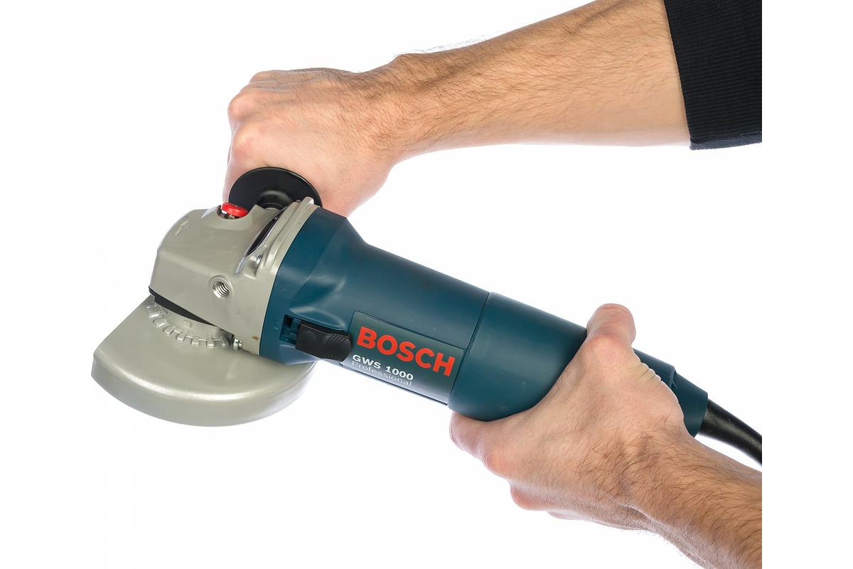 Угловая шлифмашина Bosch GWS 1000 0.601.821.8R0