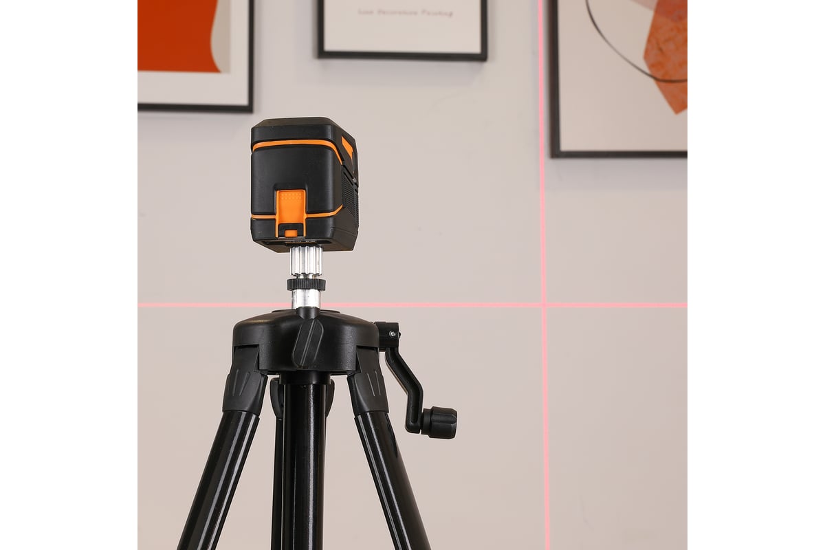 Лазерный самовыравнивающийся уровень Deko DKLL11 PREMIUM в кейсе со штативом 1 м 065-0271-2