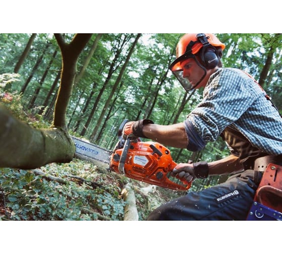 Бензопила Husqvarna 555 9705012-15