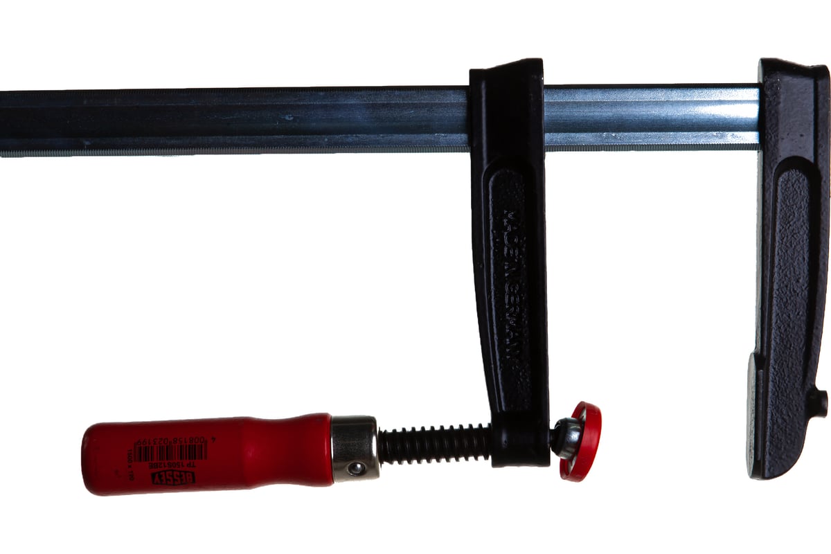 Струбцина BESSEY из ковкого чугуна 1500/120, усилие 5.5 кН, с деревянной рукояткой BE-TP150S12BE