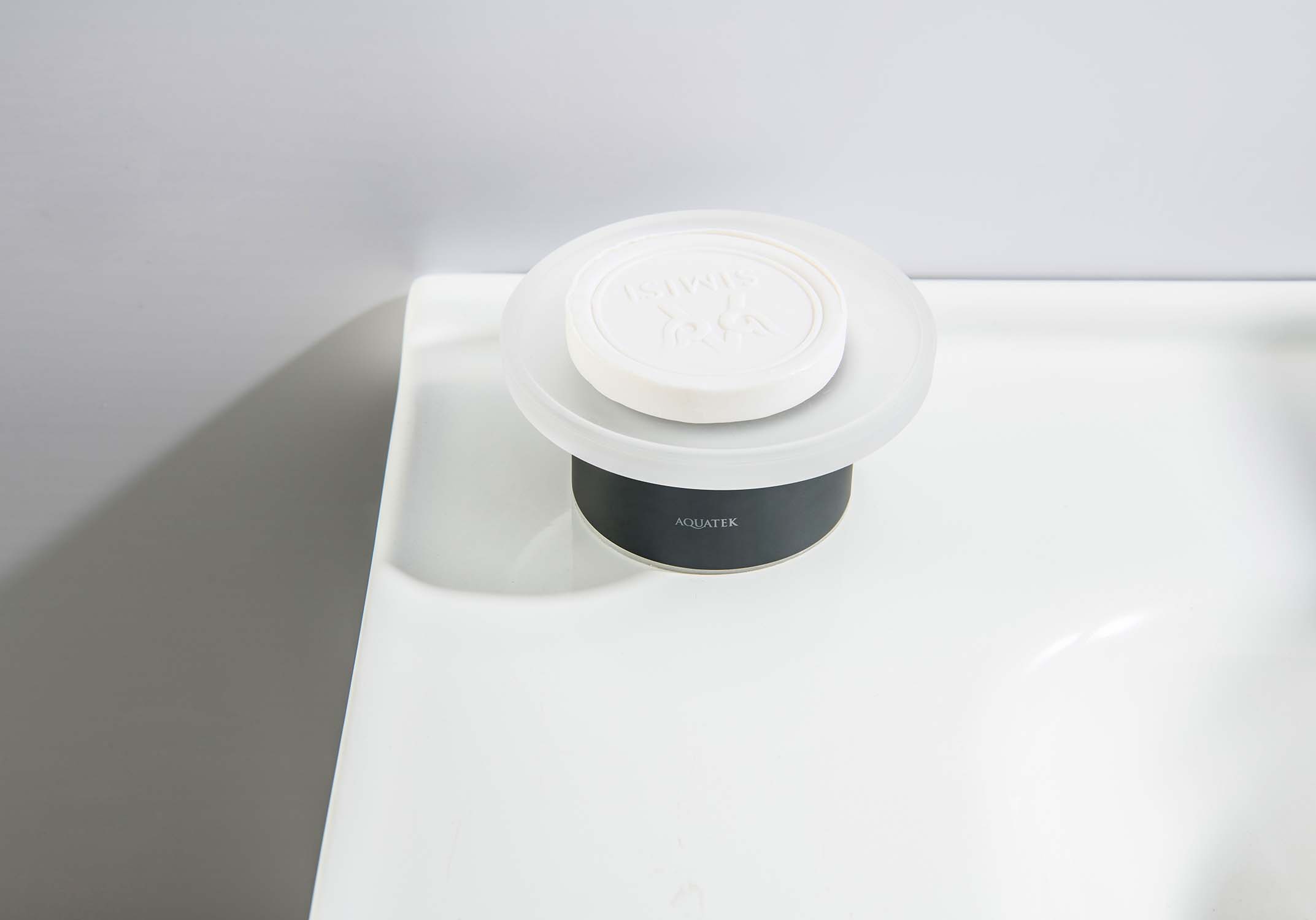 Мыльница Aquatek Лира AQ4426MB черный матовый