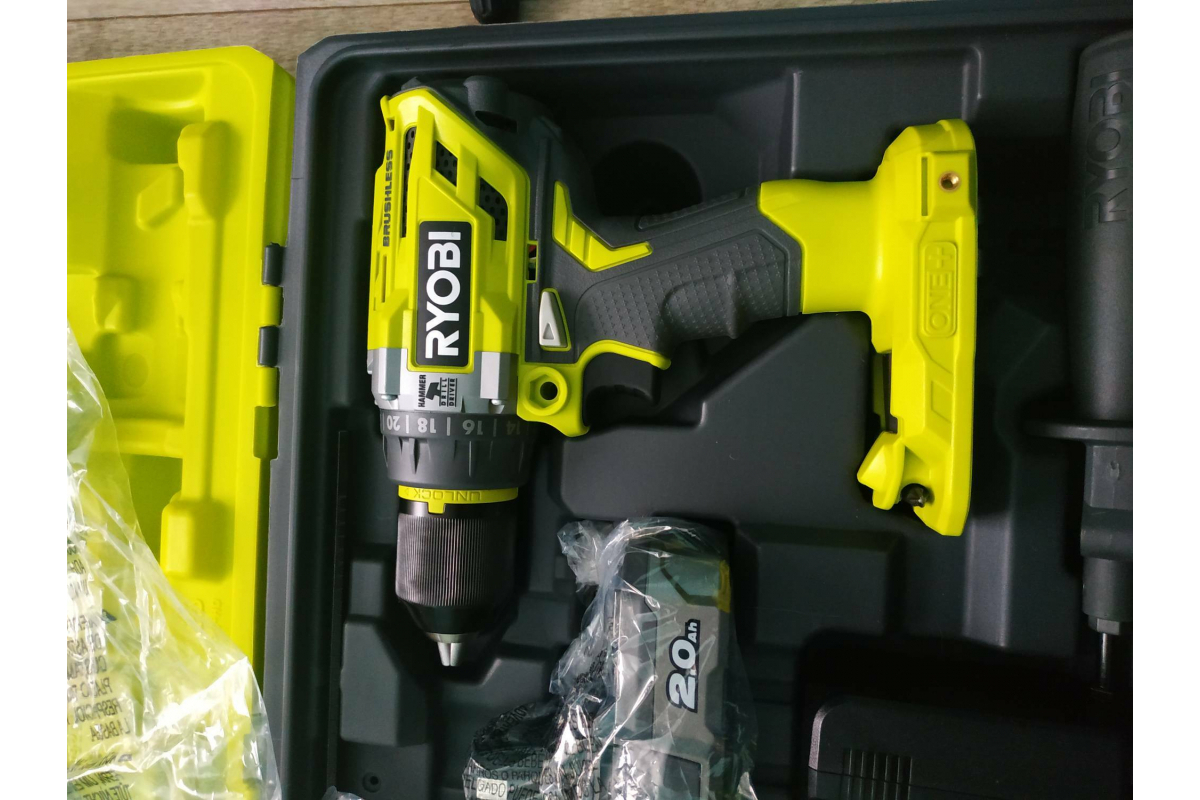 Бесщеточная ударная дрель-шуруповерт Ryobi ONE+ R18PD7-220B 5133004295
