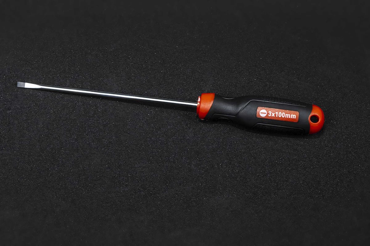 Шлицевая отвертка Станкоимпорт SL3x100 CS-30.4.2