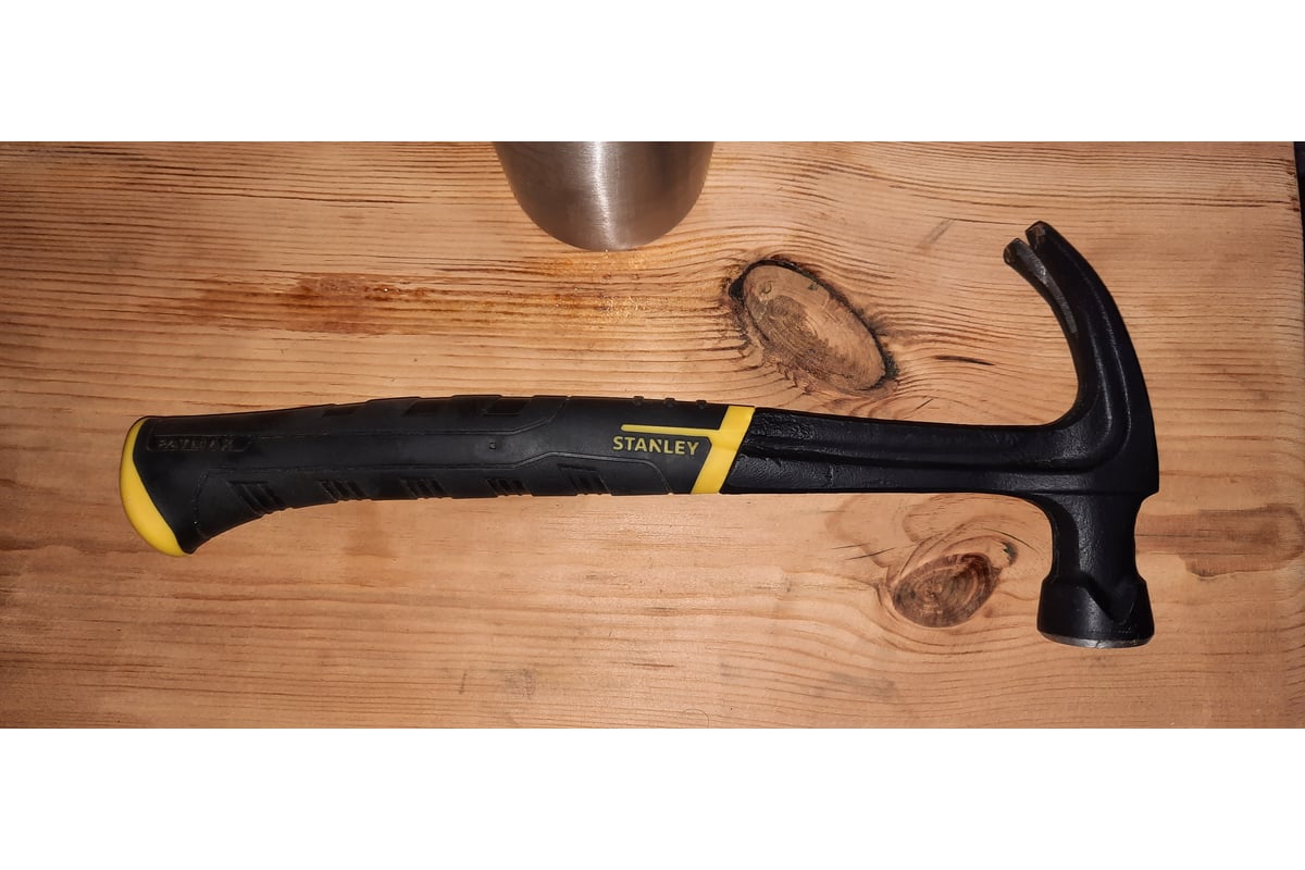 Молоток с загнутым гвоздодером Stanley Fatmax Antivibe FMHT1-51277 1-51-277