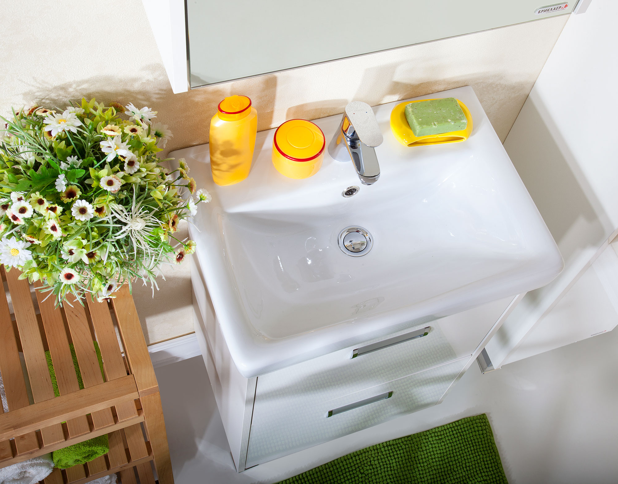 Мебель для ванной Бриклаер Палермо 55 см напольная, белый глянец