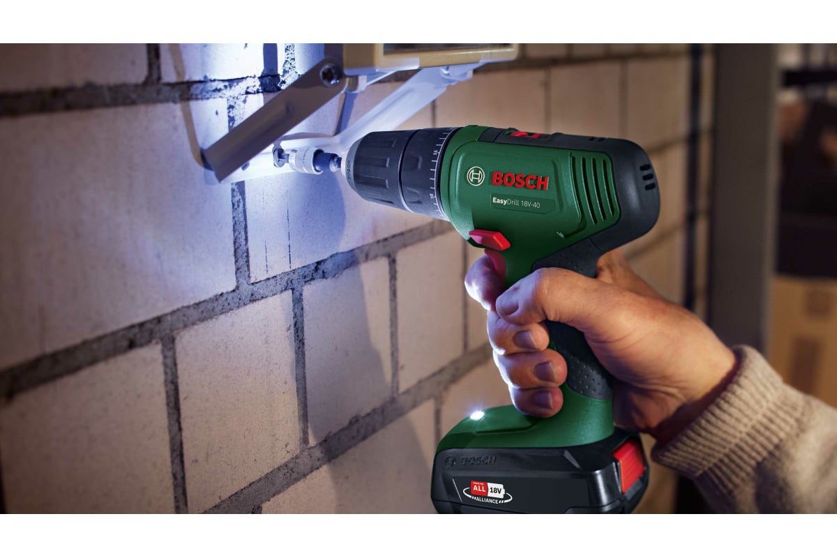 Аккумуляторная дрель-шуруповерт Bosch EasyDrill 18V-40 SOLO 06039D8000