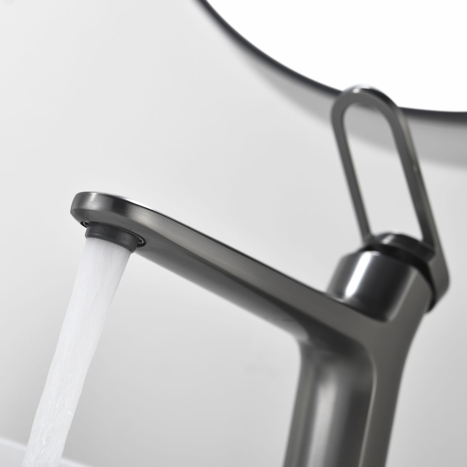 Смеситель для раковины Black&White Gravity GF-7209