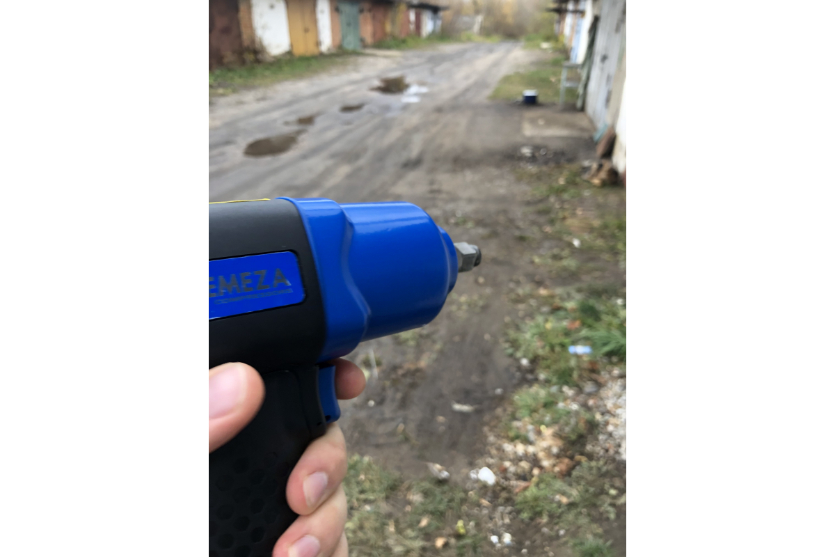 Ударный гайковёрт Remeza R-1200 1/2" УТ-00000401