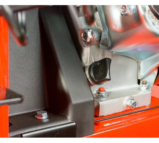 Снегоуборщик с ручным стартером и подсветкой Gigant SP-02