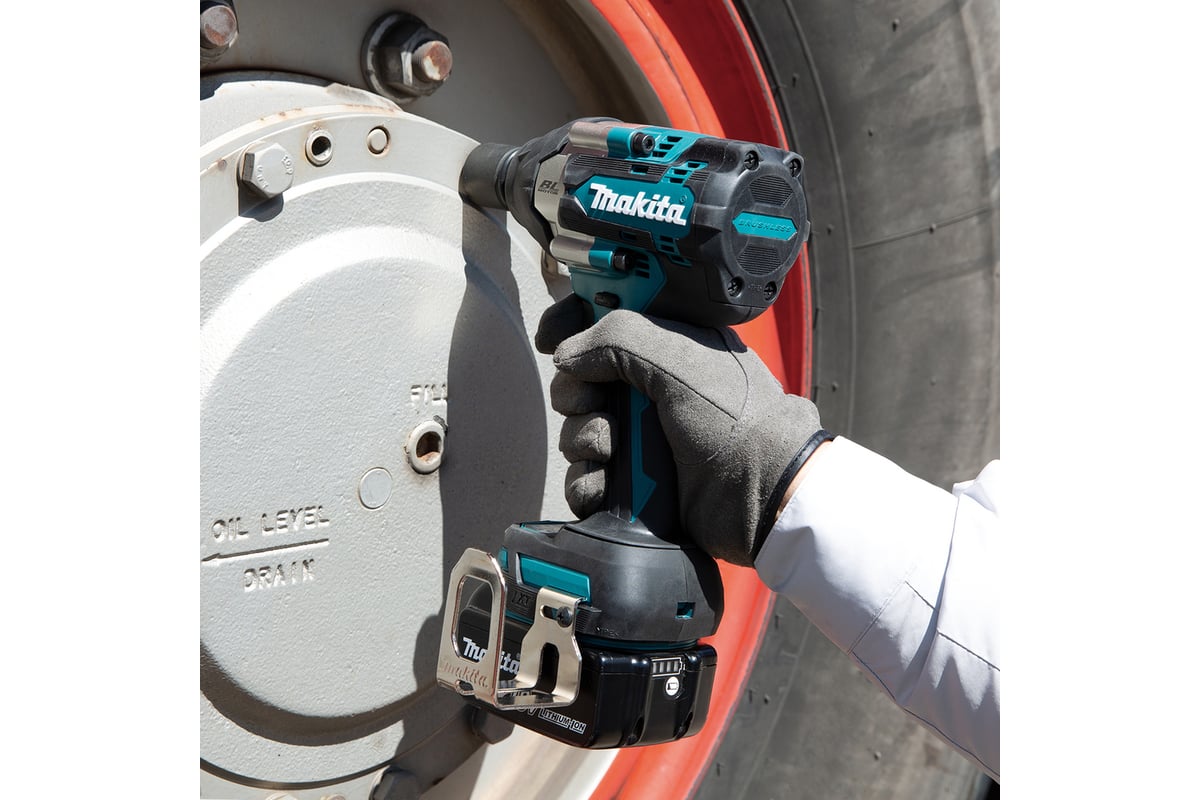 Ударный аккумуляторный гайковерт Makita LXT BL без аккумулятора и ЗУ DTW700Z