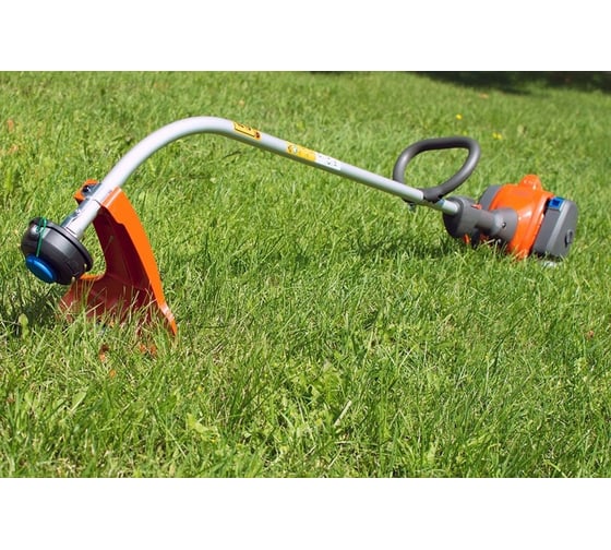 Триммер Husqvarna 122C 9667797-01