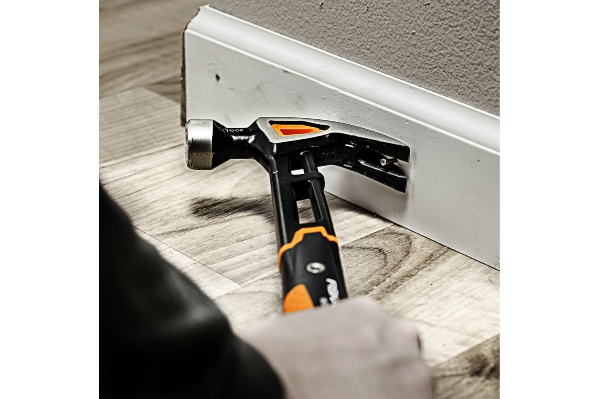 Молоток с загнутым гвоздодёром Fiskars M 16oz 13.5 дюймов 1027202