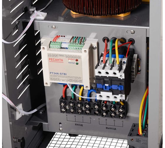 Трехфазный стабилизатор Ресанта АСН-15000/3-Ц 63/4/17