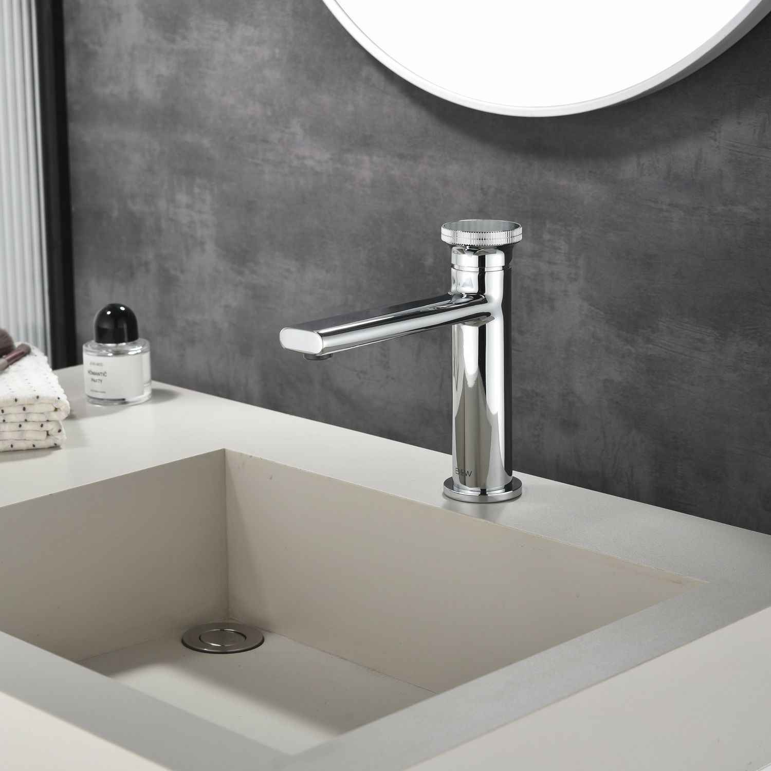 Смеситель для раковины Black&White Gravity GF-7107-С хром