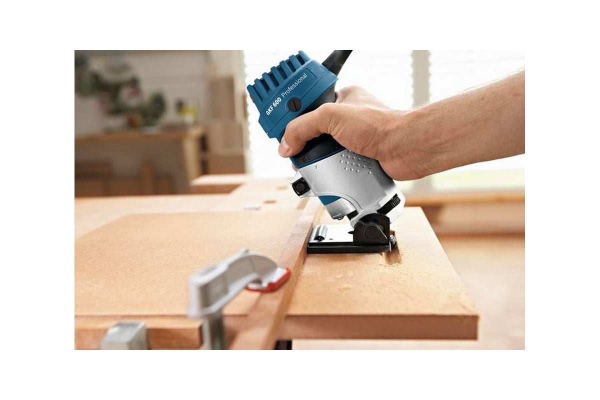 Кромочный фрезер Bosch GKF 600 0.601.60A.102