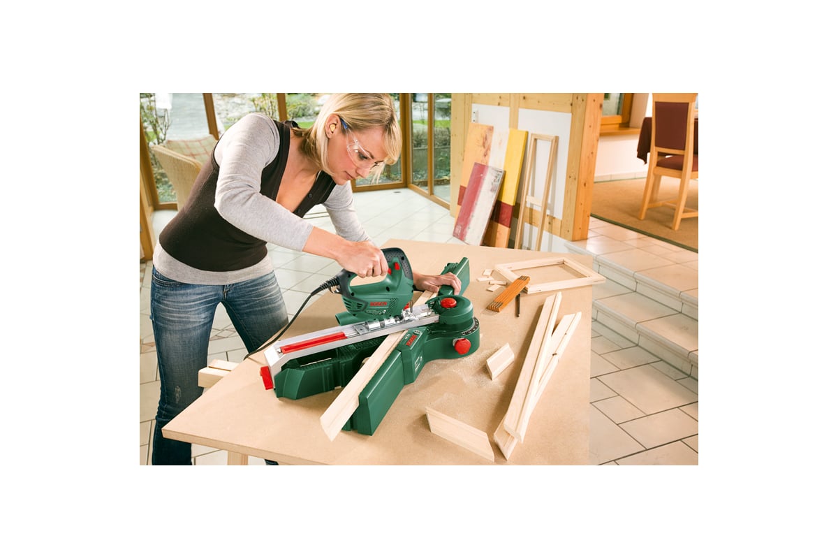 Лобзик Bosch PST 700 E 0.603.3A0.020